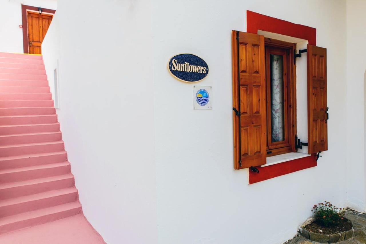 Sunflowers Apartments Marathokampos Exterior photo