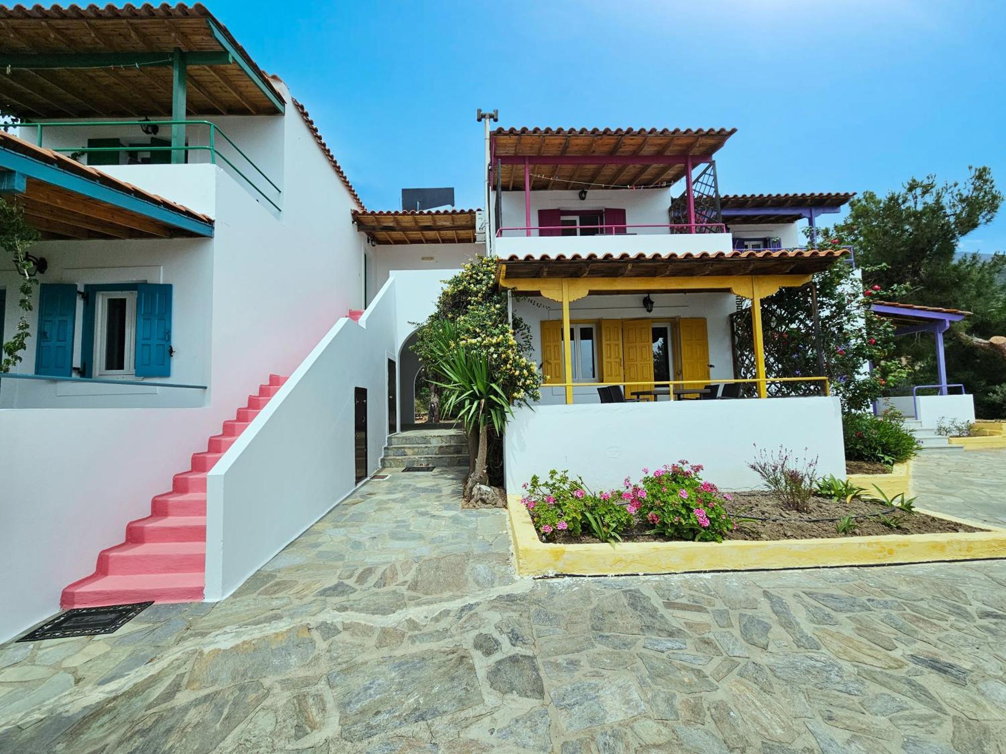 Sunflowers Apartments Marathokampos Exterior photo