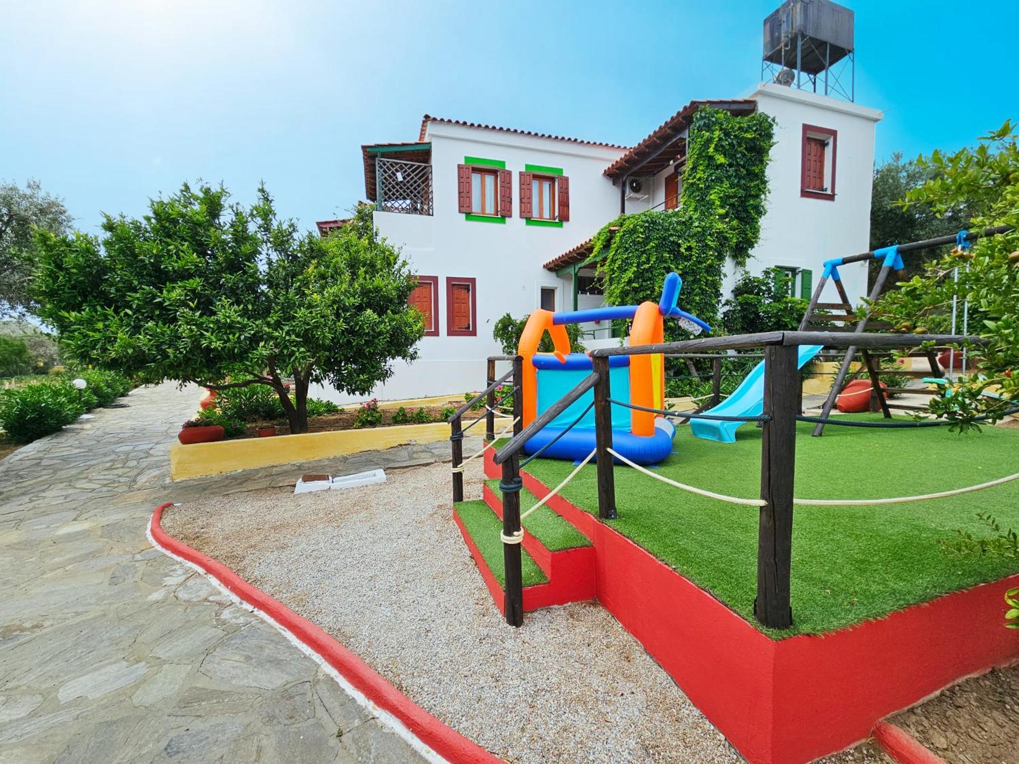 Sunflowers Apartments Marathokampos Exterior photo